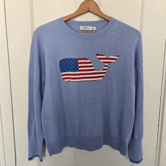 Vineyard Vines Sweaters - Vineyard Vines Flag Whale Crewneck Sweater American Preppy Nautical Cozy Size M